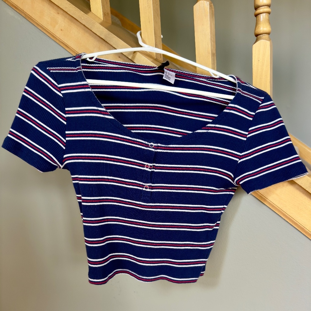 Divided H & M Red, White & Blue Scooped Neck, Striped Ribbed Knit Crop Top Sz M
